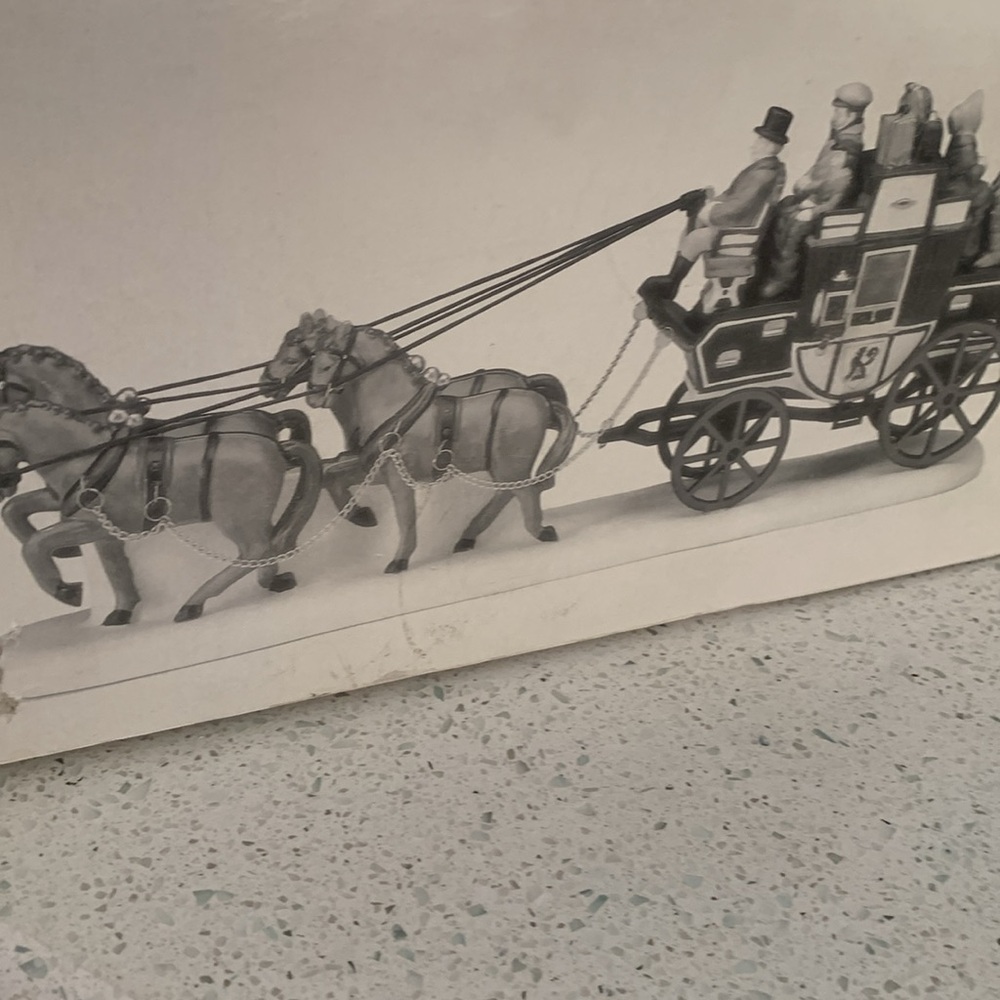 Dickens' Village Holiday Coach vintage - Picture 3 of 8